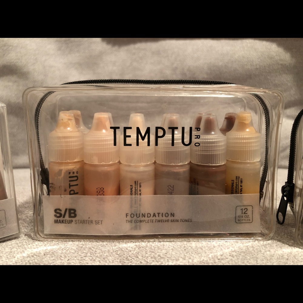 S-One Temptu Airbrush Machine with Kit - Picture 5 of 8